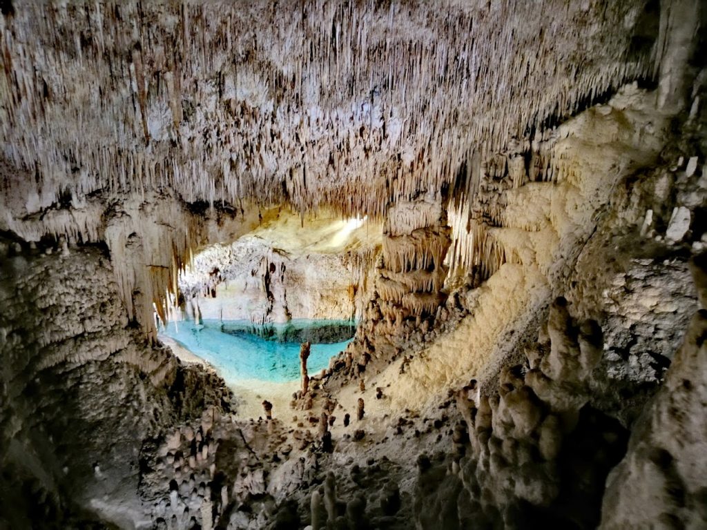 Formaciones en las cuevas del Drach